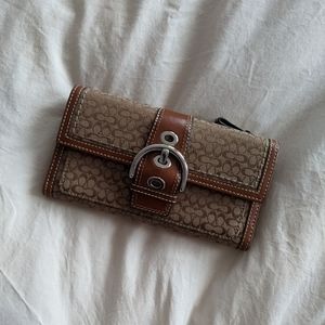 Coach monogram leather bifold buckle wallet